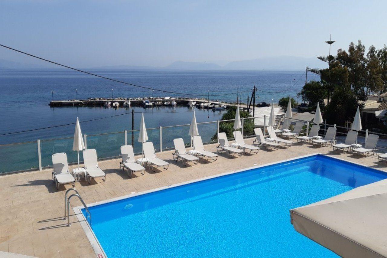 Golden Sunset Hotel Mpoukaris Exterior photo